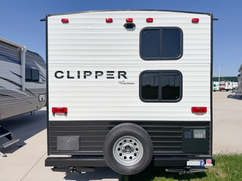 2022 Coachmen Clipper 182DBU