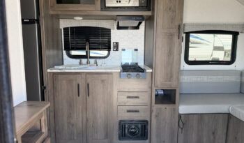 2022 Coachmen Clipper 182DBU full