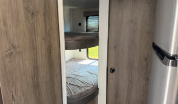 2022 Coachmen Clipper 182DBU full