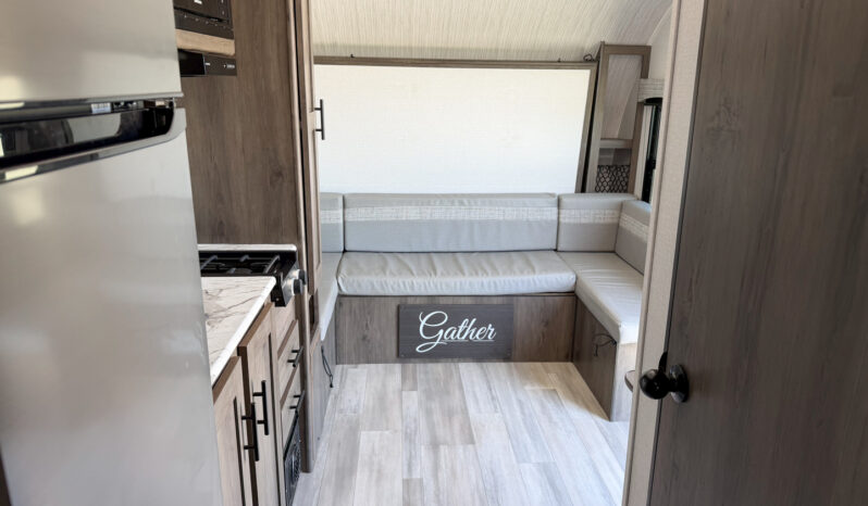 2022 Coachmen Clipper 182DBU full