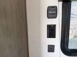 2022 Coachmen Clipper 182DBU full