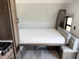 2022 Coachmen Clipper 182DBU full