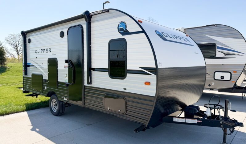 2022 Coachmen Clipper 182DBU full