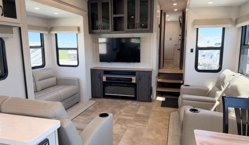 
								2025 Brookstone 374RK full									
