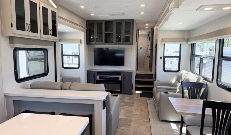 
								2025 Brookstone 374RK full									