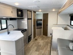 2025 Viking 262DBS full