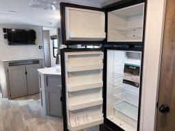 2025 Viking 262DBS full