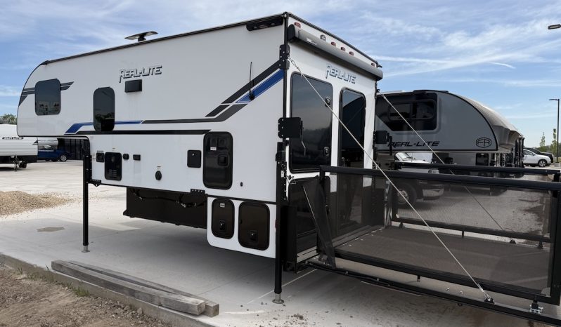 2025 Palomino Real Lite HS-1916 full