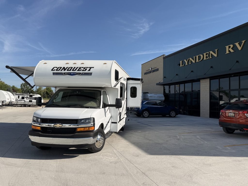 2025 Conquest W6220LE