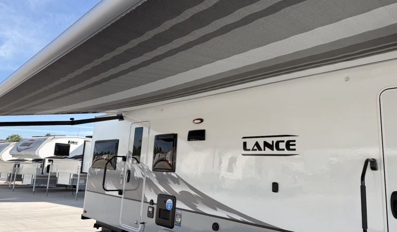 2025 Lance 2565 full
