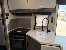 2025 Lance 2565 full