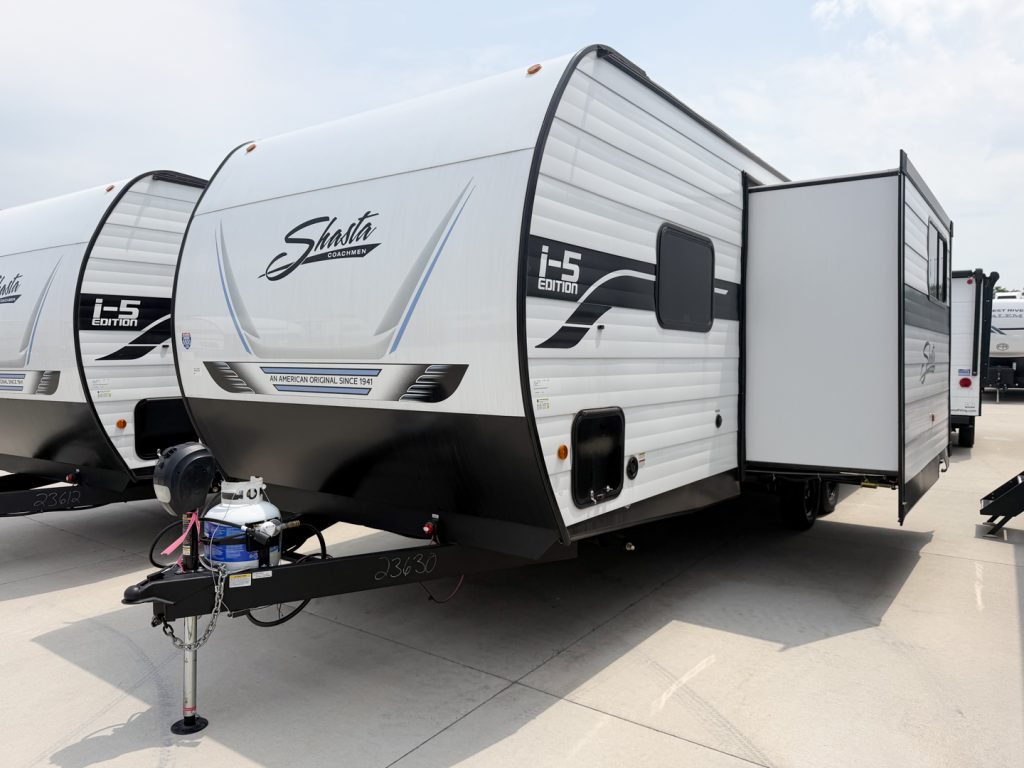 2025 Shasta Oasis I-5 526RBS
