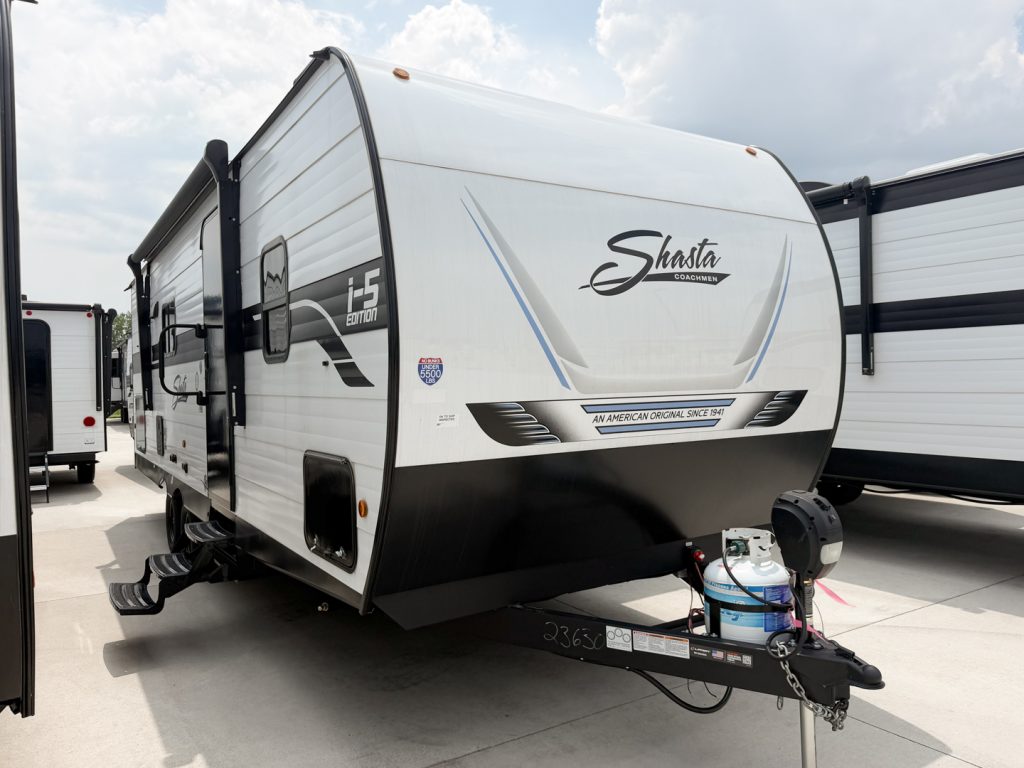 2025 Shasta Oasis I-5 526RBS