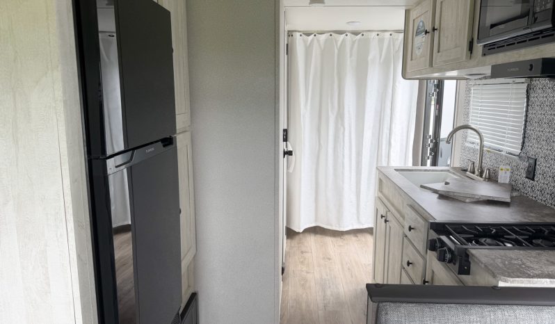 
								2024 Shasta I-5 521CK full									