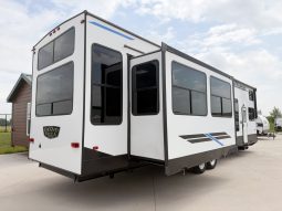 
										2022 Salem Grand Villa 42DL full									