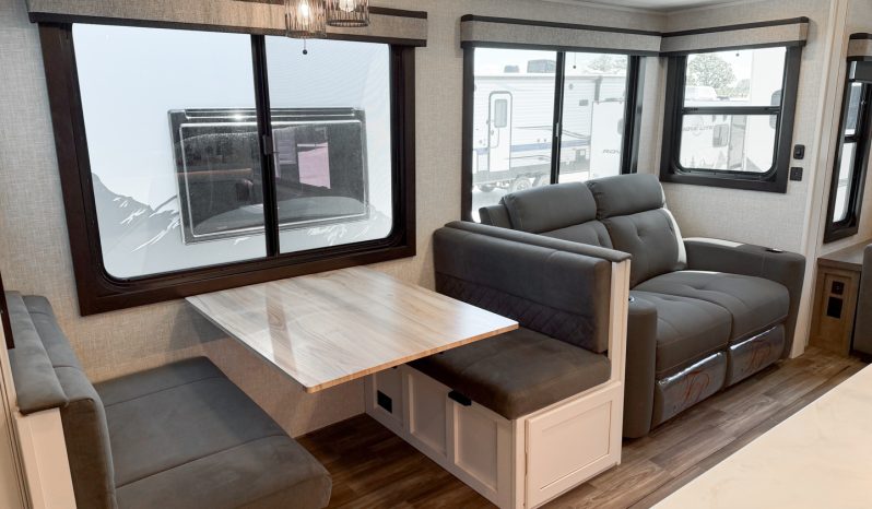 
								2024 Jayco Eagle 355MBQS full									