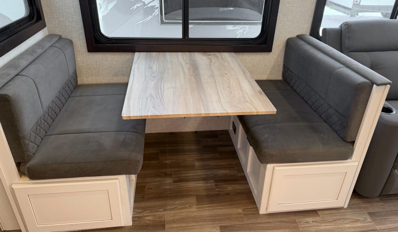 
								2024 Jayco Eagle 355MBQS full									