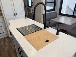 
										2024 Jayco Eagle 355MBQS full									