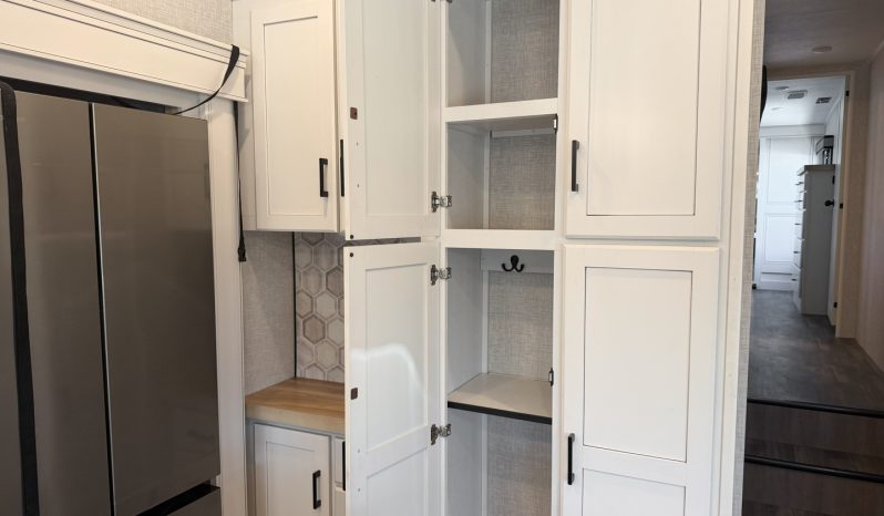 
								2024 Jayco Eagle 355MBQS full									