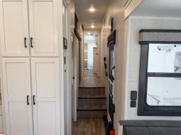 
										2024 Jayco Eagle 355MBQS full									