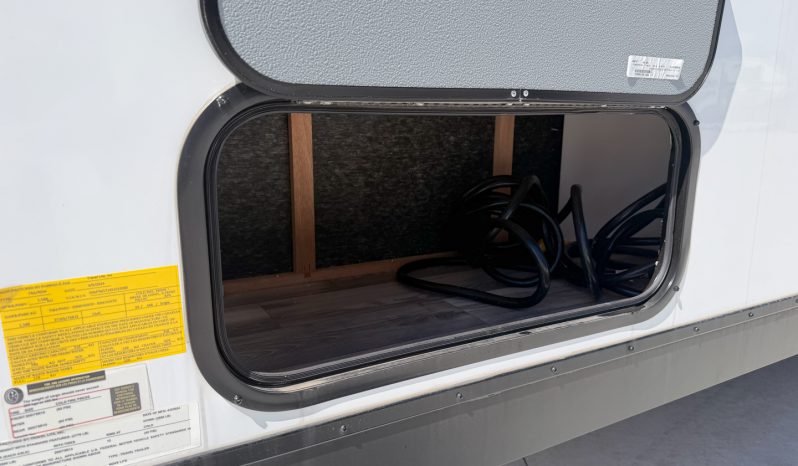 2025 Travel Lite Rove XL 17DB full