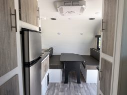 2025 Travel Lite Rove XL 17DB full