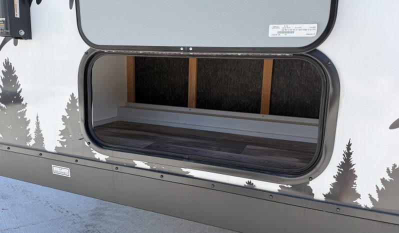 2025 Travel Lite Rove XL 17CC full
