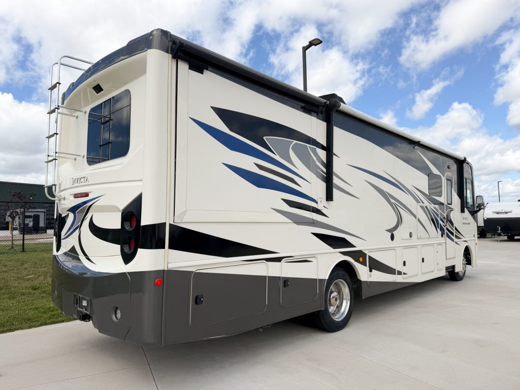 2020 Holiday Rambler Invicta 24MB