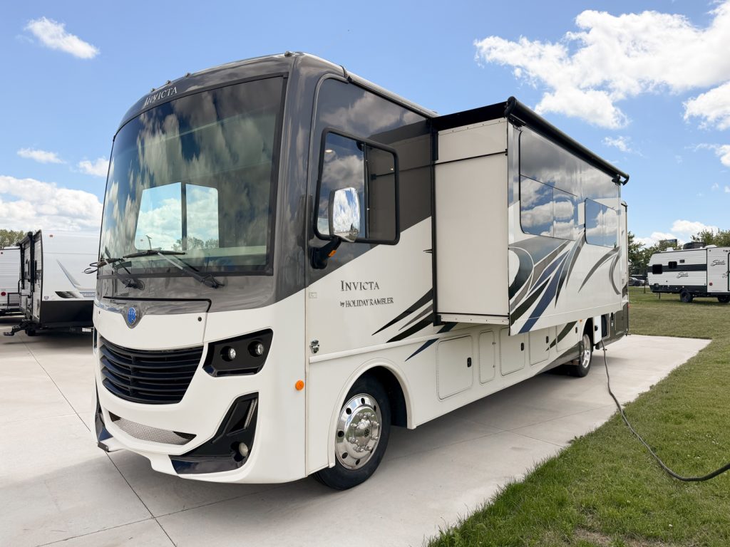 2020 Holiday Rambler Invicta 24MB