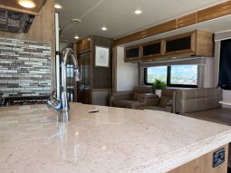 
										2020 Holiday Rambler Invicta 24MB full									
