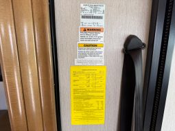 
										2020 Holiday Rambler Invicta 24MB full									