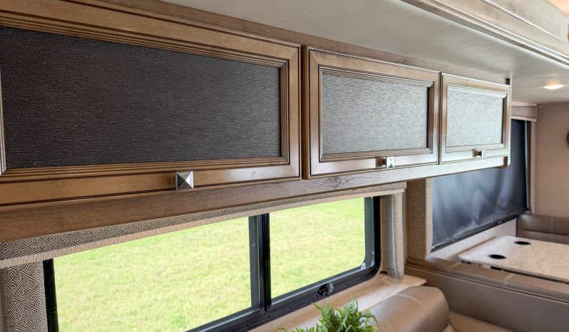 
								2020 Holiday Rambler Invicta 24MB full									