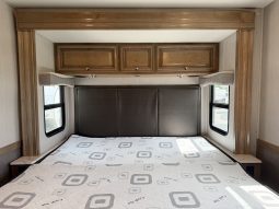 
										2020 Holiday Rambler Invicta 24MB full									