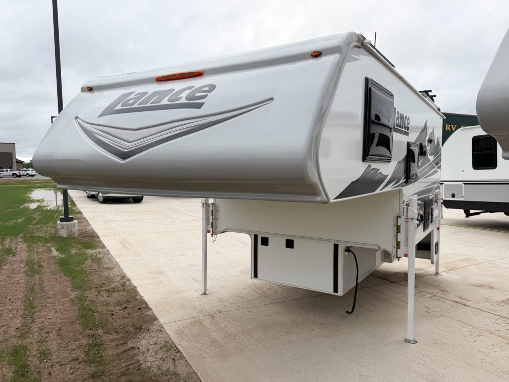 2026 Lance 850