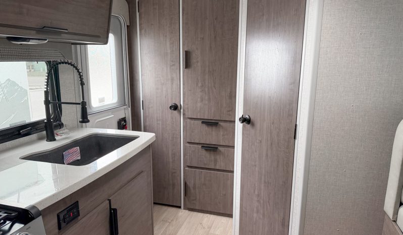 2026 Lance Squire SQ19 full