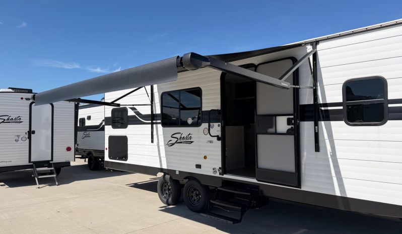 2025 Shasta Oasis I-5 526BH full