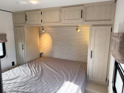 2025 Shasta Oasis I-5 526BH full