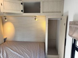 2025 Shasta Oasis I-5 526BH full