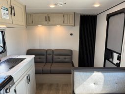 2025 Shasta Oasis I-5 526BH full