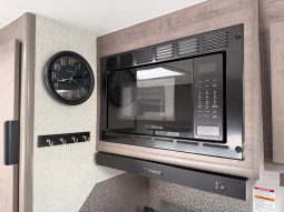 2026 Lance 850 full