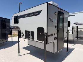 2025 Travel Lite RV 365U-XS