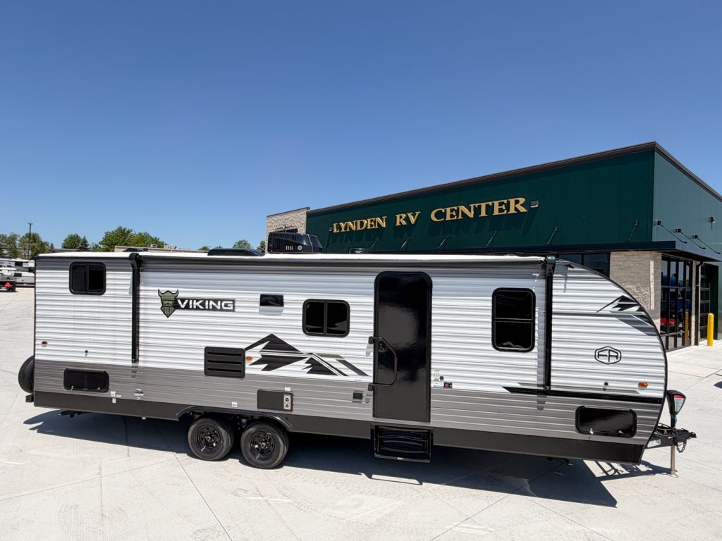 2025 Viking 262DBS