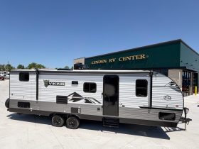 2025 Viking 262DBS