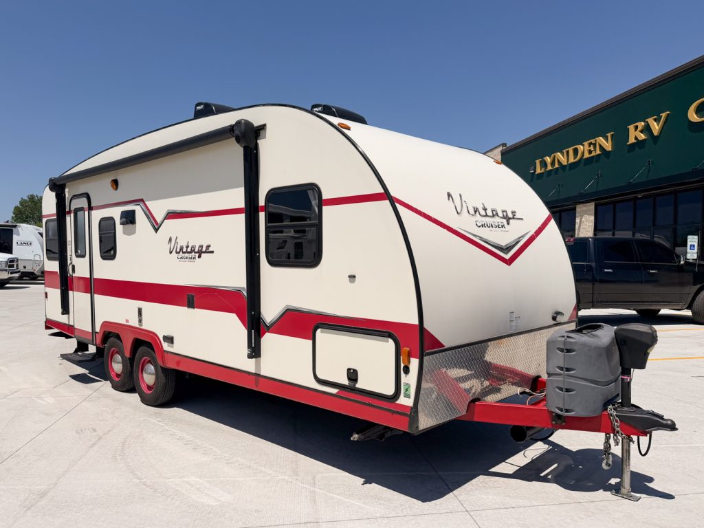 2017 Vintage Cruiser 23RSS