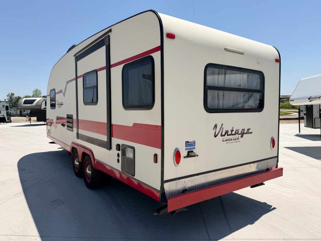 2017 Vintage Cruiser 23RSS