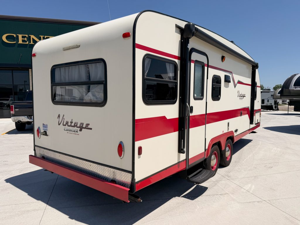 2017 Vintage Cruiser 23RSS