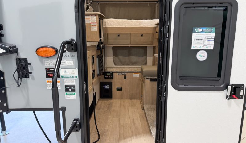 2025 Palomino Real Lite SS-1604 full