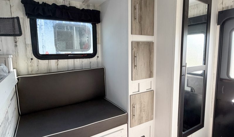 2025 Travel Lite RV 775X full