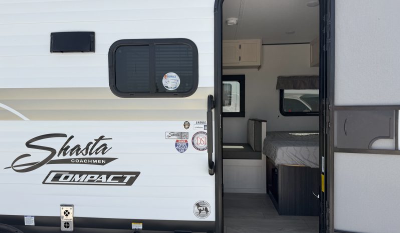 2027 Shasta Oasis 18DBL full