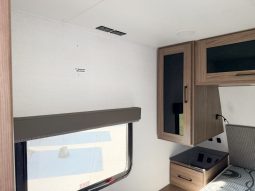 
										2025 Alliance Delta 252RL full									
